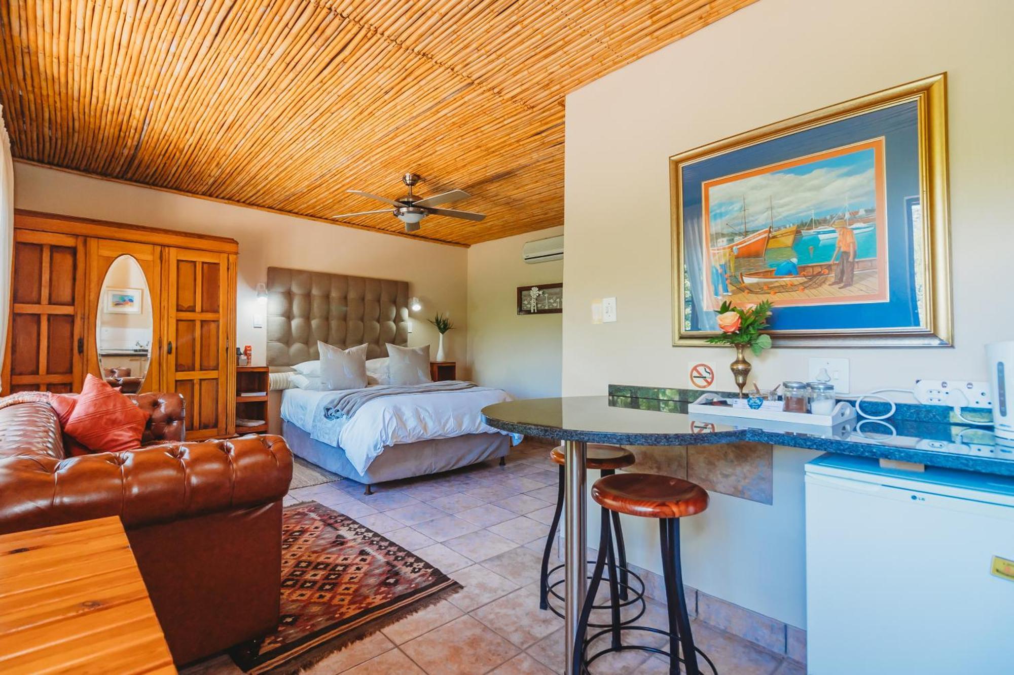 De Poort Country Lodge Oudtshoorn Quarto foto